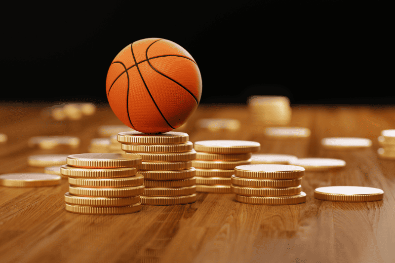 הכסף הגדול בספורט - כל הסודות איפה מרוויחים יותר בכדורגל או בכדורסל?